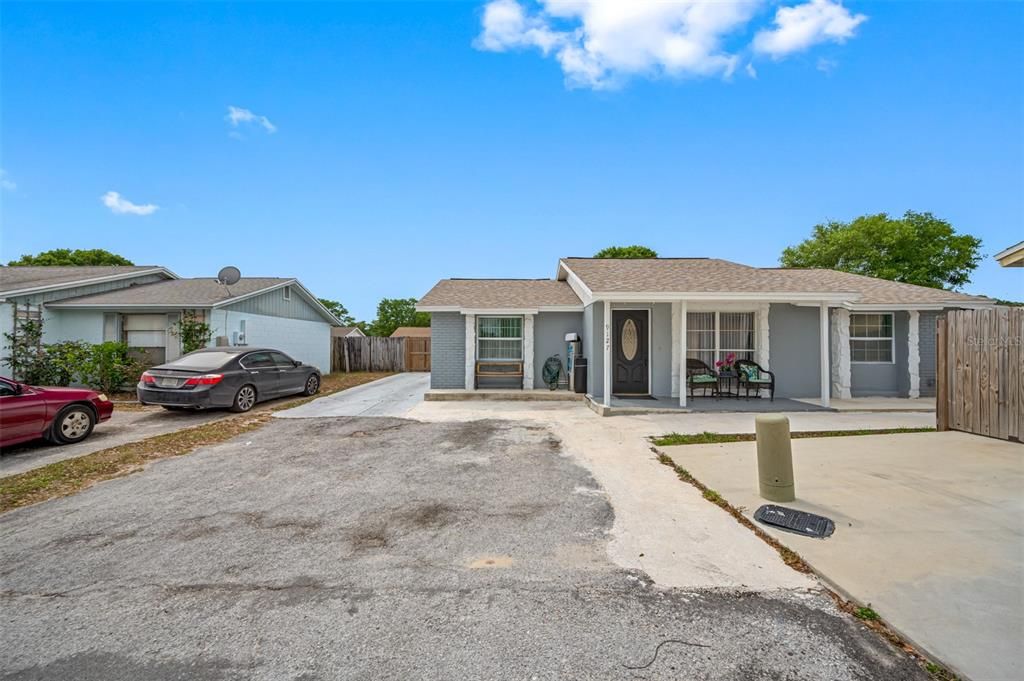 For Sale: $398,900 (3 beds, 2 baths, 1148 Square Feet)