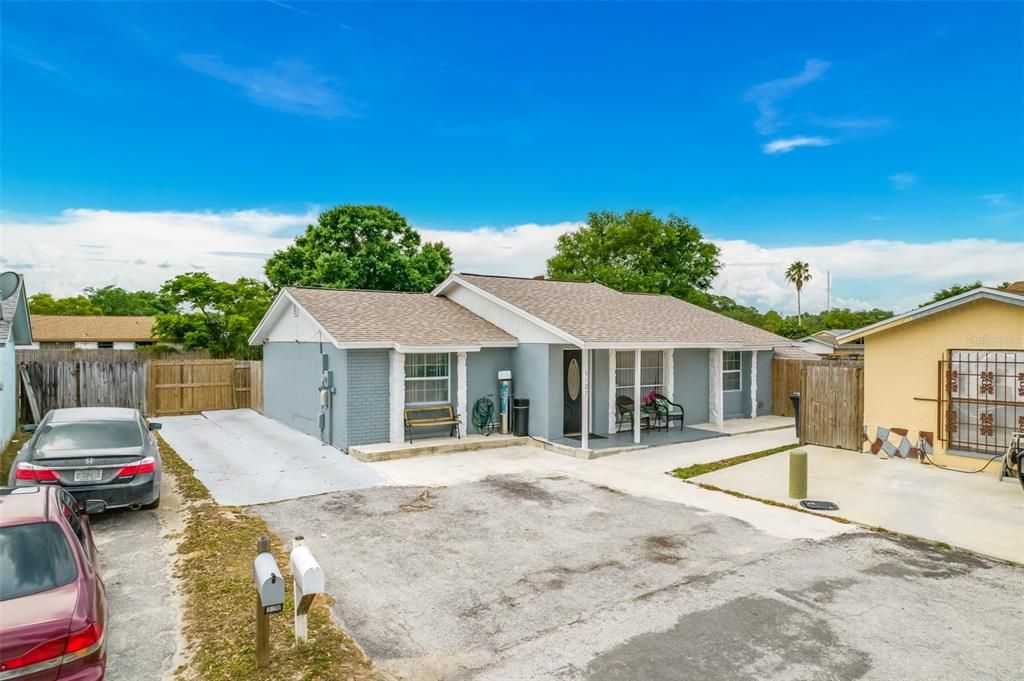 For Sale: $398,900 (3 beds, 2 baths, 1148 Square Feet)