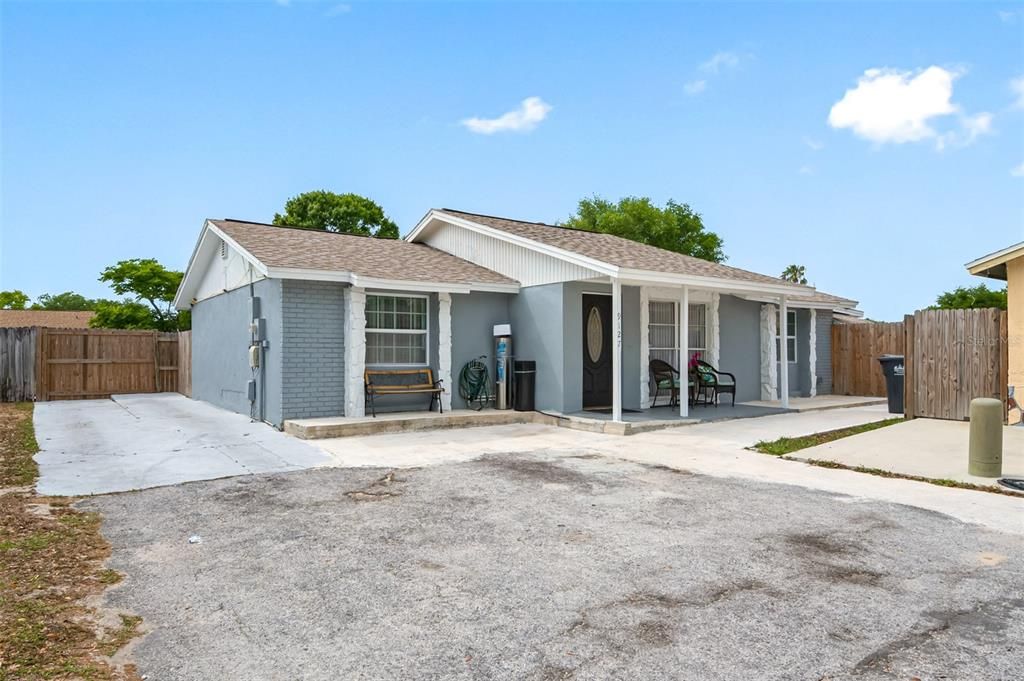 For Sale: $398,900 (3 beds, 2 baths, 1148 Square Feet)