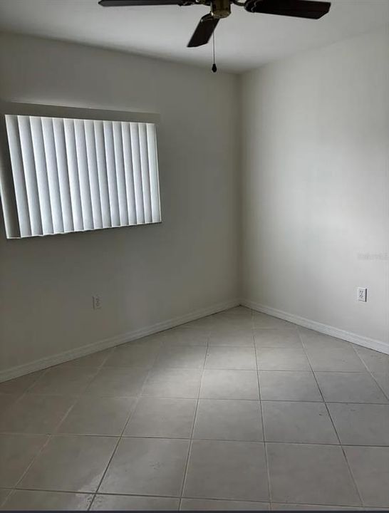 出租: $1,350 (2 贝兹, 2 浴室, 886 平方英尺)