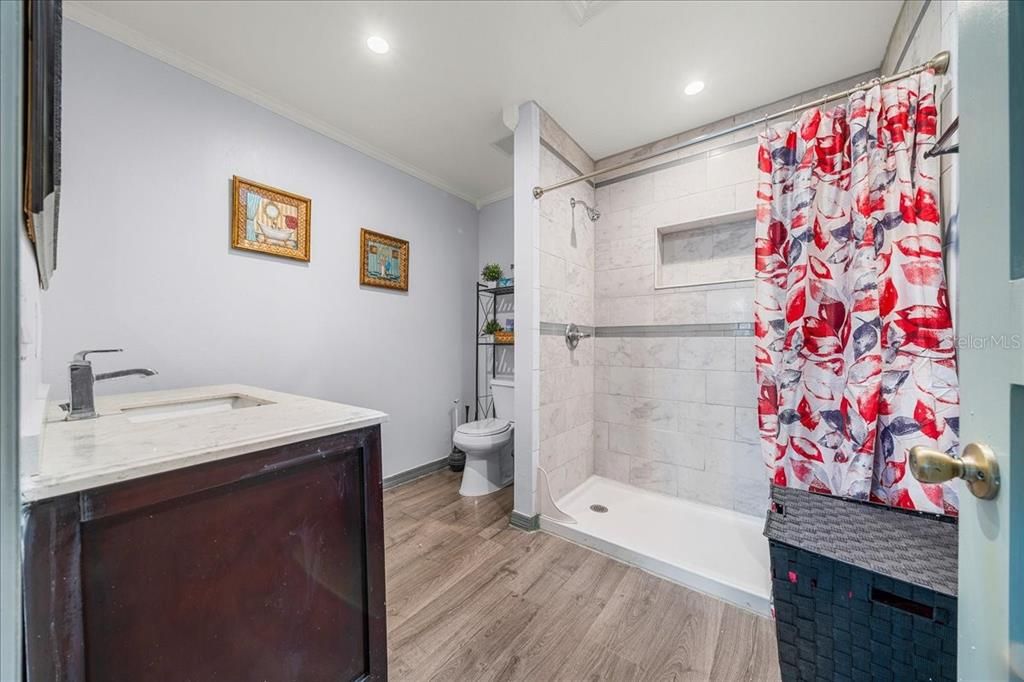 For Sale: $343,500 (3 beds, 2 baths, 1504 Square Feet)