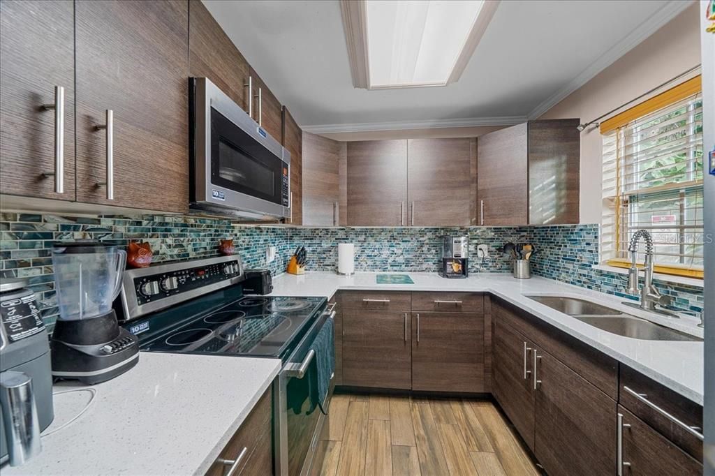 For Sale: $343,500 (3 beds, 2 baths, 1504 Square Feet)