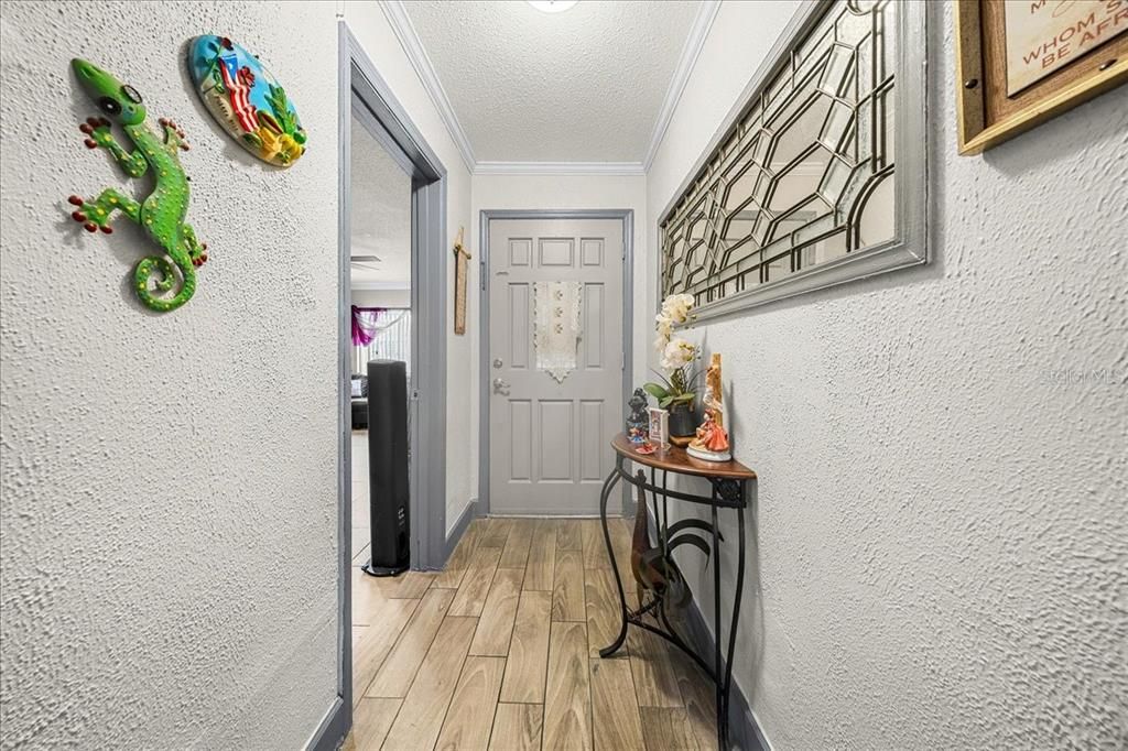 For Sale: $343,500 (3 beds, 2 baths, 1504 Square Feet)