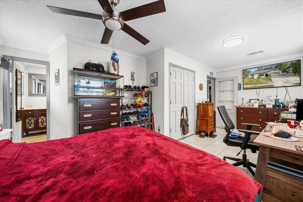 For Sale: $343,500 (3 beds, 2 baths, 1504 Square Feet)