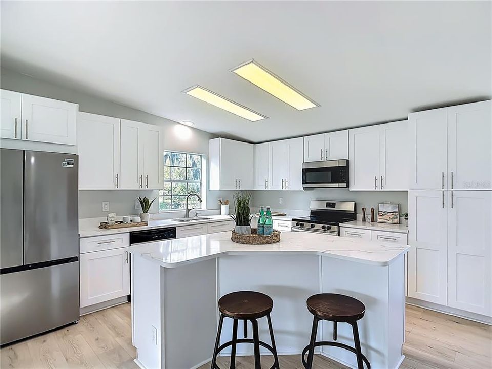 For Sale: $369,900 (3 beds, 2 baths, 2108 Square Feet)