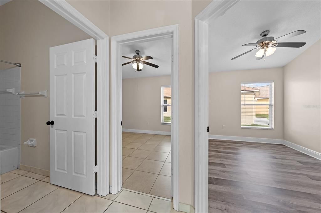 В аренду: $2,000 (3 спален, 2 ванн, 1264 Квадратных фут)