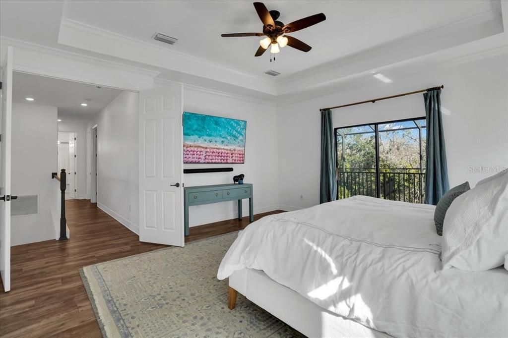 На продажу: $899,000 (6 спален, 4 ванн, 3861 Квадратных фут)