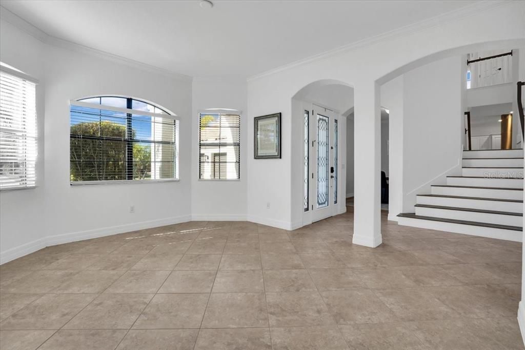 На продажу: $899,000 (6 спален, 4 ванн, 3861 Квадратных фут)