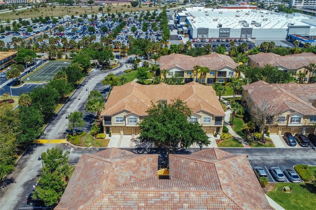 For Rent: $2,500 (3 beds, 2 baths, 1808 Square Feet)