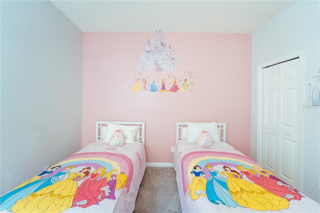 For Rent: $2,500 (3 beds, 2 baths, 1808 Square Feet)