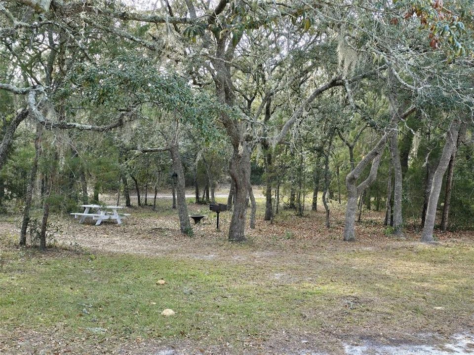 For Sale: $229,900 (2 beds, 2 baths, 924 Square Feet)