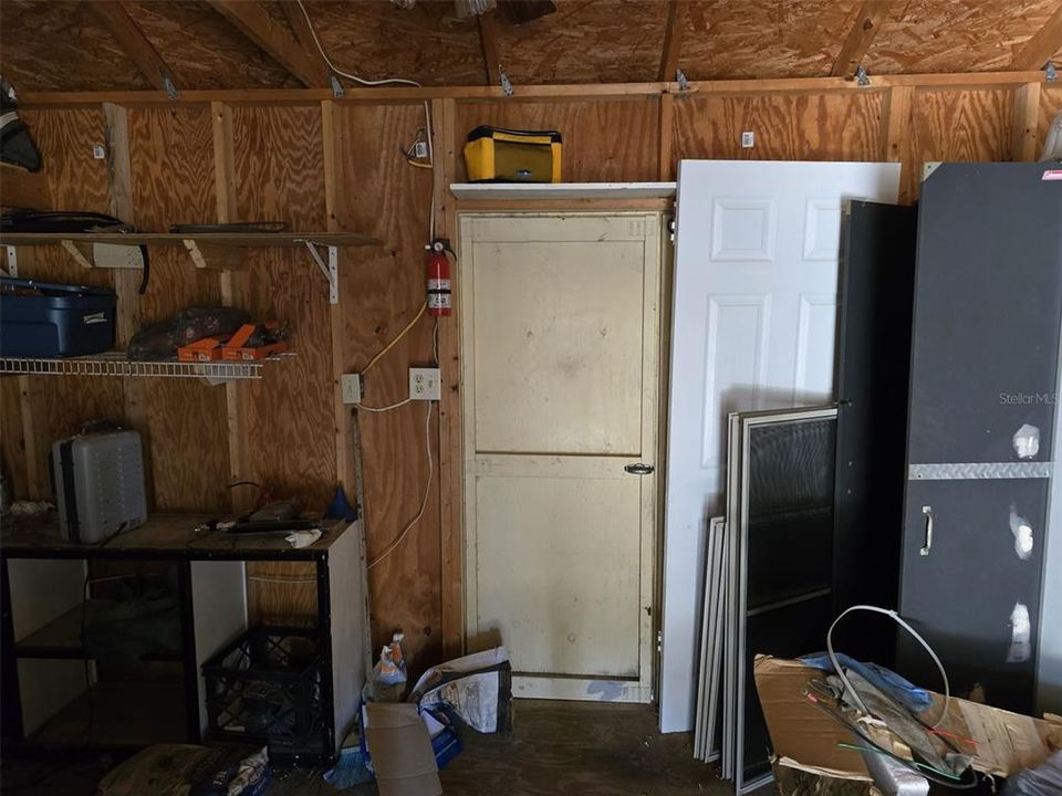 For Sale: $229,900 (2 beds, 2 baths, 924 Square Feet)