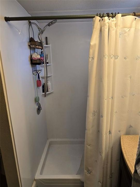 For Sale: $229,900 (2 beds, 2 baths, 924 Square Feet)