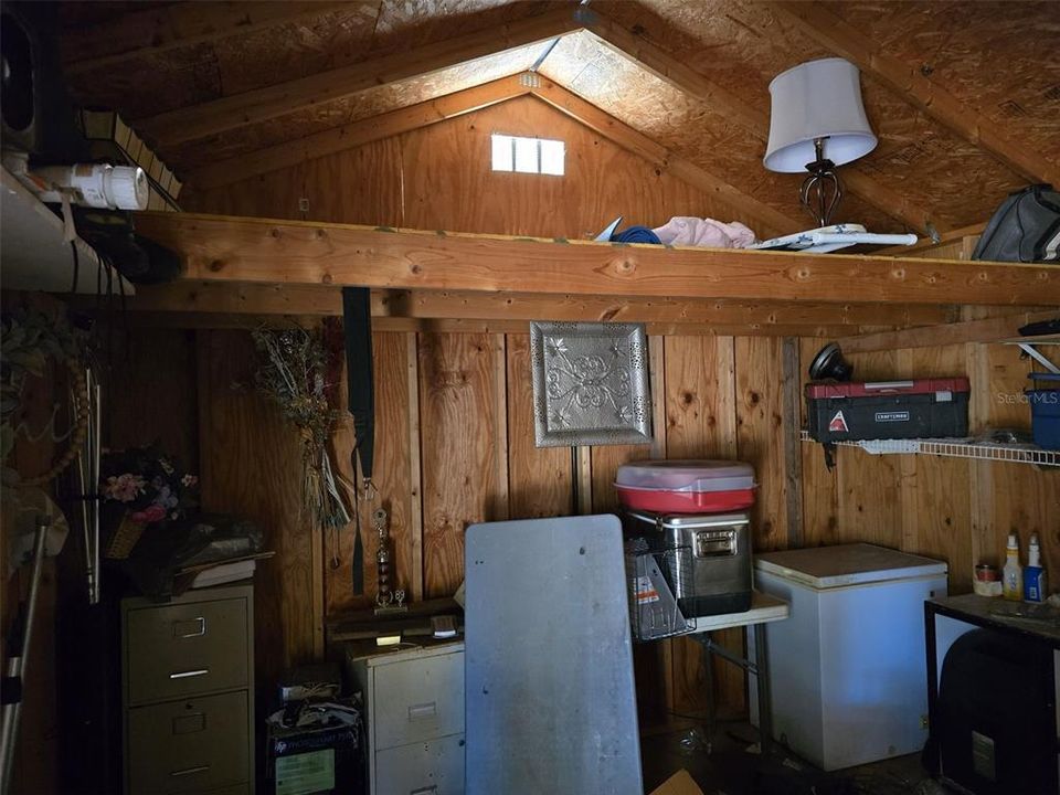 For Sale: $229,900 (2 beds, 2 baths, 924 Square Feet)