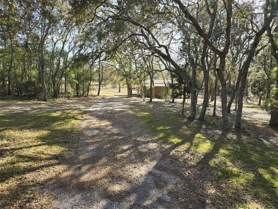 For Sale: $229,900 (2 beds, 2 baths, 924 Square Feet)