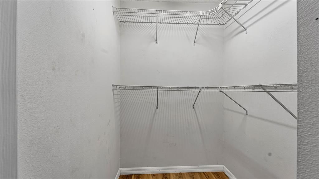 For Sale: $275,000 (3 beds, 2 baths, 1137 Square Feet)