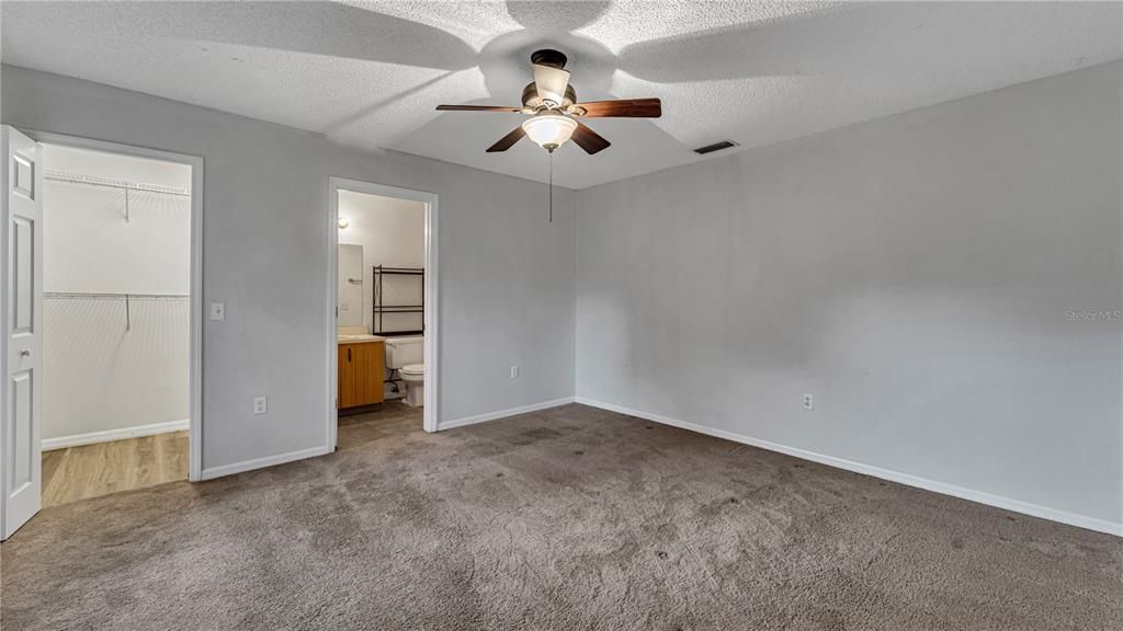 For Sale: $275,000 (3 beds, 2 baths, 1137 Square Feet)