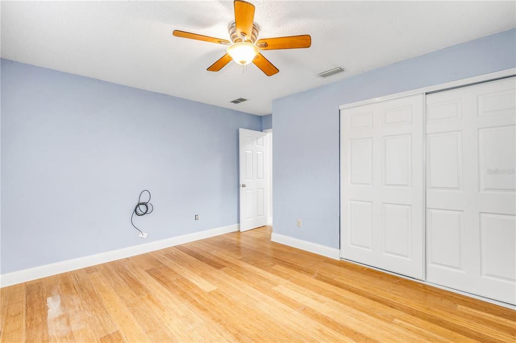 For Sale: $550,000 (3 beds, 2 baths, 1668 Square Feet)