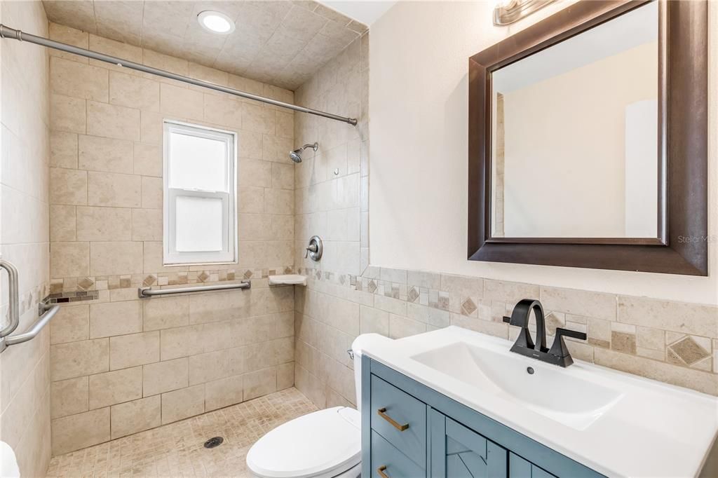 For Sale: $550,000 (3 beds, 2 baths, 1668 Square Feet)