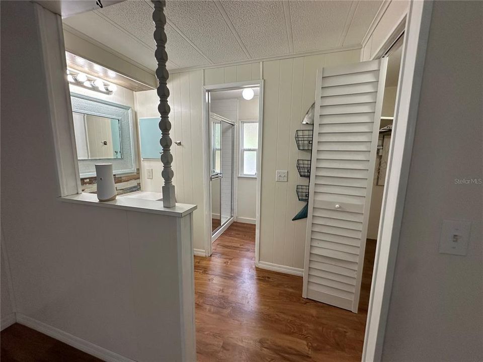 For Sale: $199,000 (2 beds, 2 baths, 1152 Square Feet)