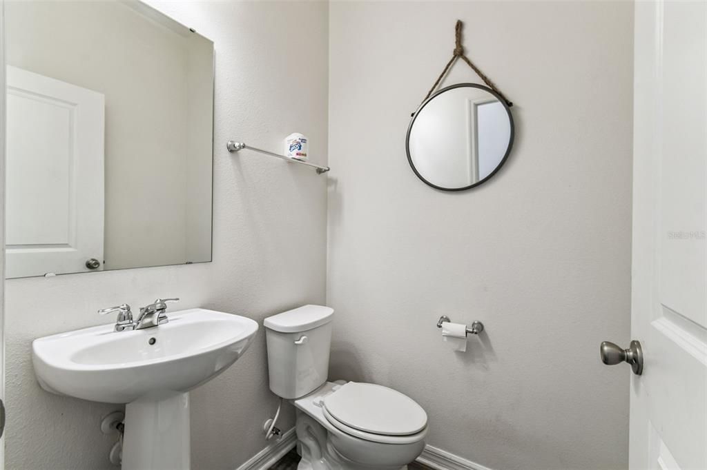 For Sale: $410,000 (4 beds, 2 baths, 2185 Square Feet)