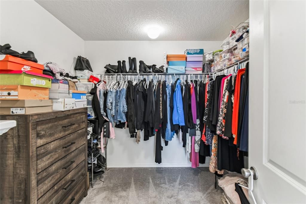 For Sale: $410,000 (4 beds, 2 baths, 2185 Square Feet)