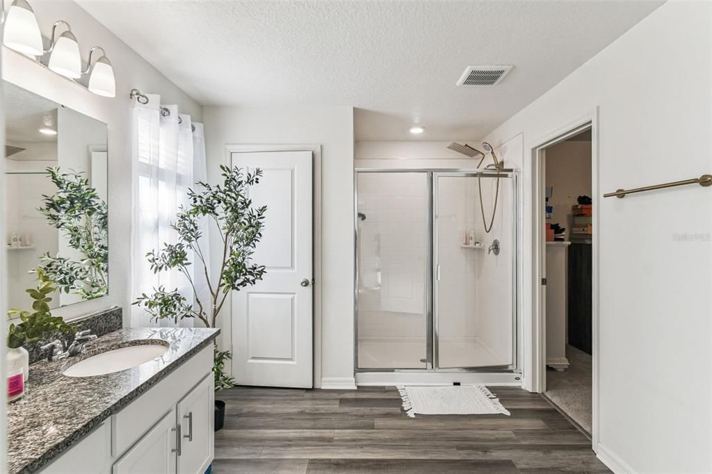 For Sale: $410,000 (4 beds, 2 baths, 2185 Square Feet)