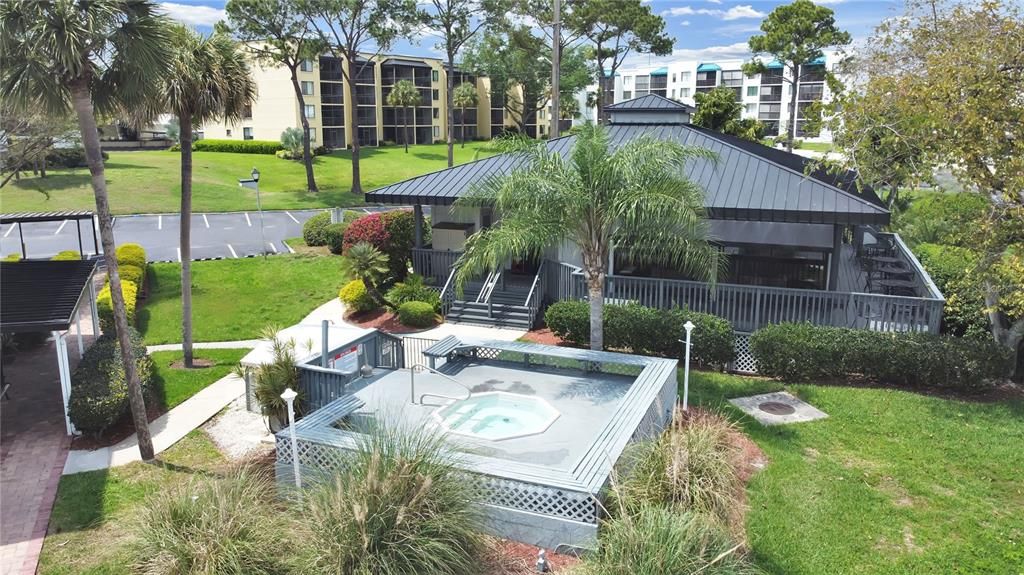 На продажу: $300,000 (2 спален, 1 ванн, 1440 Квадратных фут)