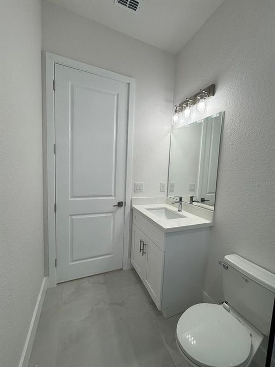 В аренду: $2,300 (3 спален, 2 ванн, 1697 Квадратных фут)