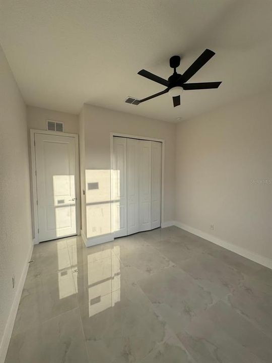 В аренду: $2,300 (3 спален, 2 ванн, 1697 Квадратных фут)