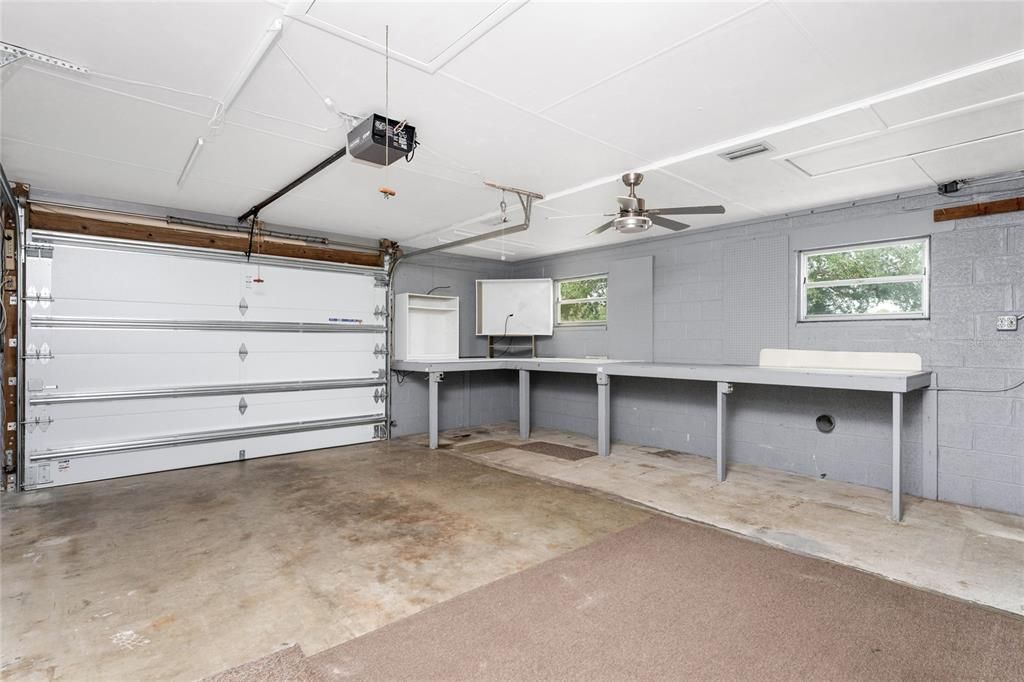 На продажу: $299,000 (3 спален, 2 ванн, 1663 Квадратных фут)