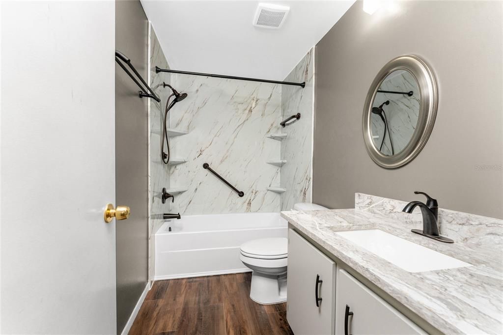 На продажу: $299,000 (3 спален, 2 ванн, 1663 Квадратных фут)