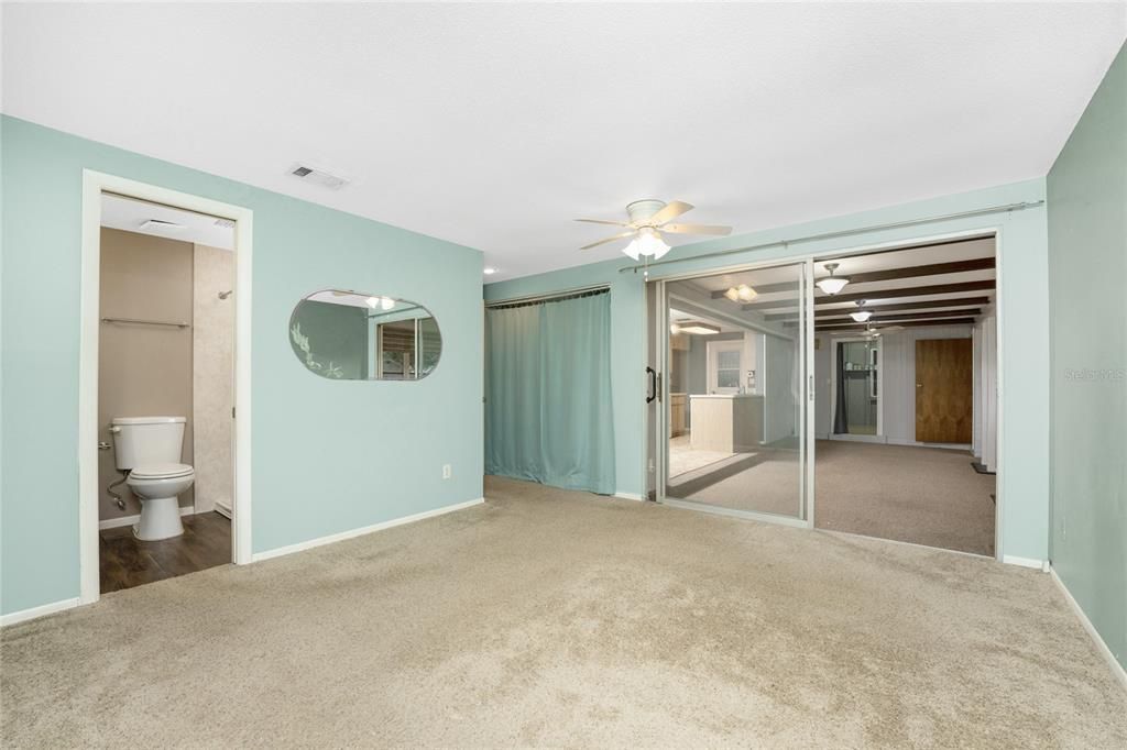 На продажу: $299,000 (3 спален, 2 ванн, 1663 Квадратных фут)