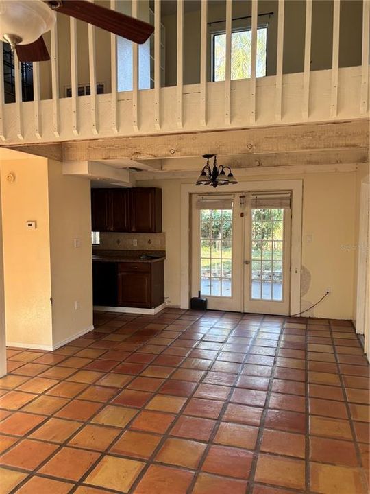 For Sale: $175,000 (2 beds, 2 baths, 928 Square Feet)