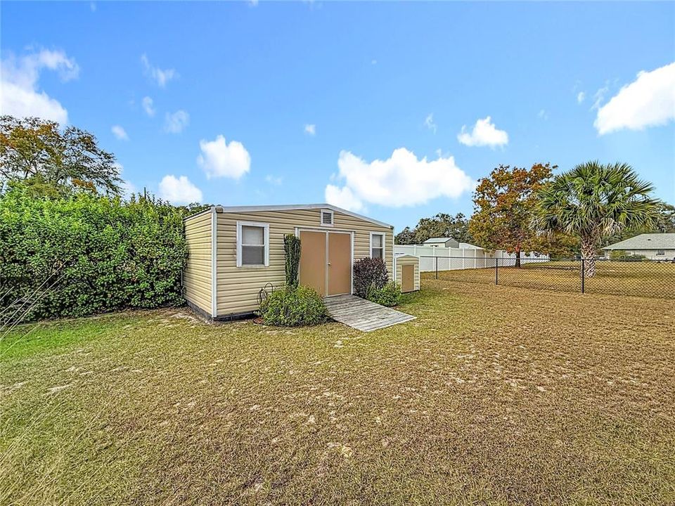 For Sale: $254,000 (3 beds, 2 baths, 1362 Square Feet)