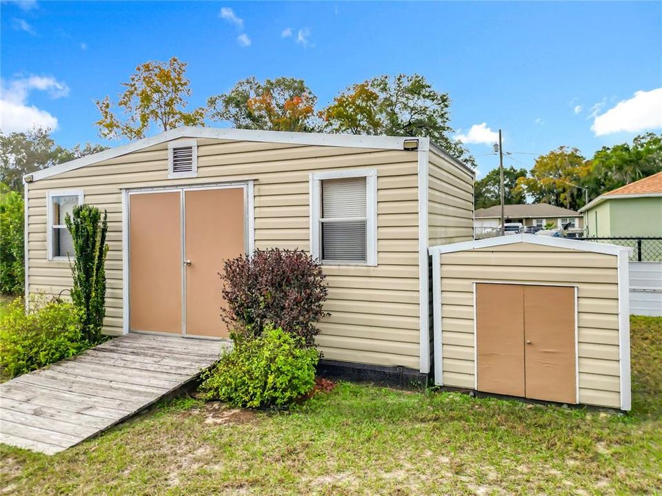 For Sale: $254,000 (3 beds, 2 baths, 1362 Square Feet)