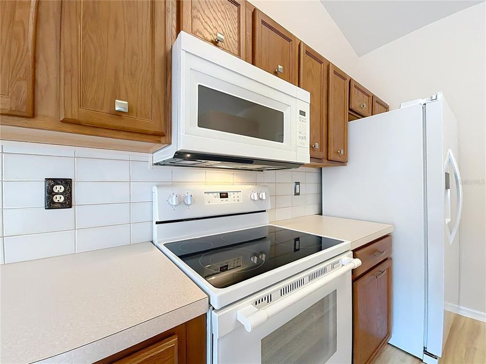 For Sale: $254,000 (3 beds, 2 baths, 1362 Square Feet)