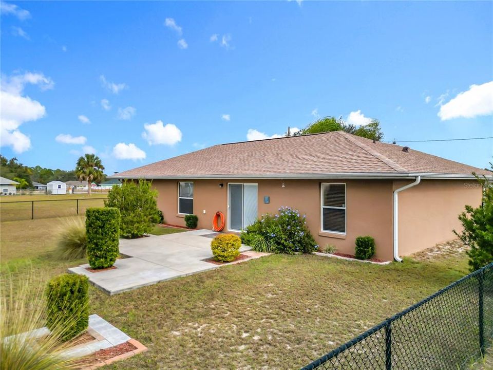 For Sale: $254,000 (3 beds, 2 baths, 1362 Square Feet)