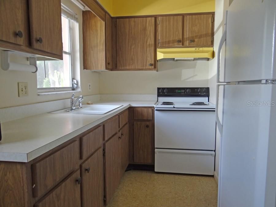 For Sale: $895,000 (2 beds, 0 baths, 3239 Square Feet)