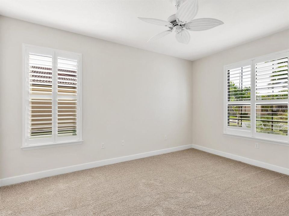 На продажу: $419,900 (2 спален, 2 ванн, 1908 Квадратных фут)