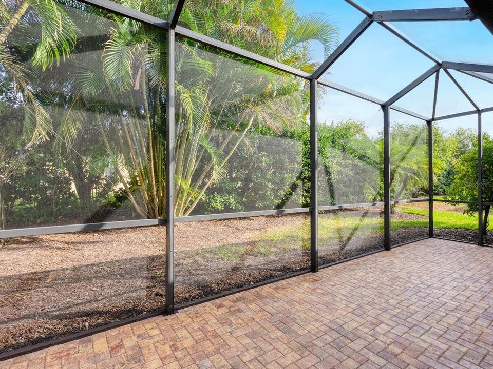 На продажу: $419,900 (2 спален, 2 ванн, 1908 Квадратных фут)