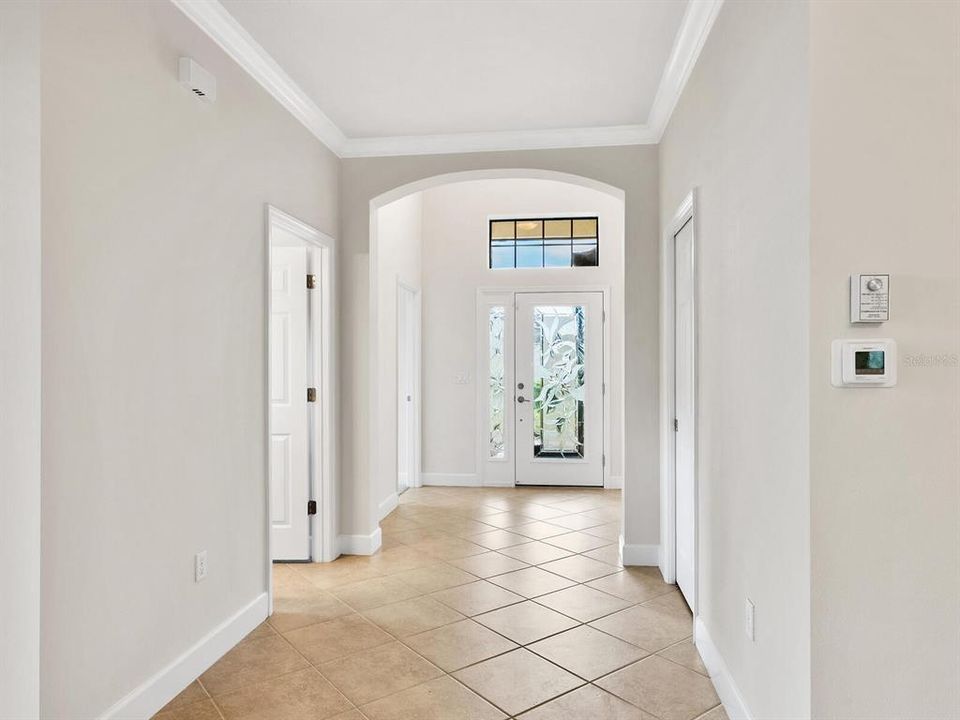 На продажу: $419,900 (2 спален, 2 ванн, 1908 Квадратных фут)