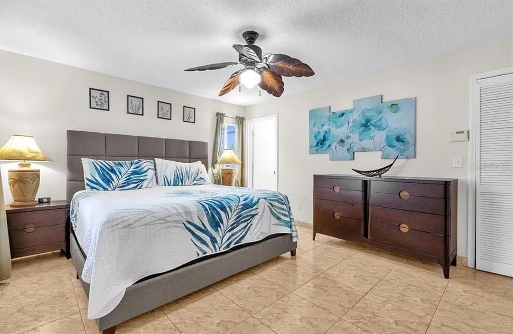 For Rent: $2,800 (3 beds, 2 baths, 1565 Square Feet)