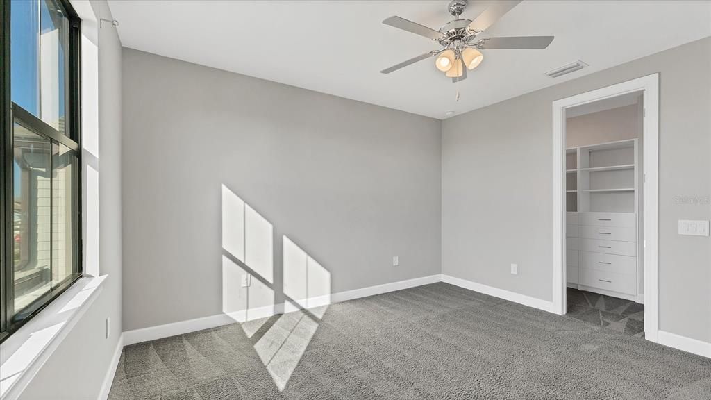 En Venta: $1,545,000 (6 camas, 5 baños, 5323 Pies cuadrados)