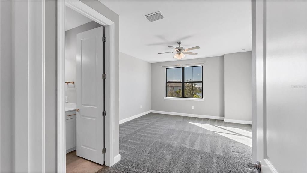 En Venta: $1,545,000 (6 camas, 5 baños, 5323 Pies cuadrados)