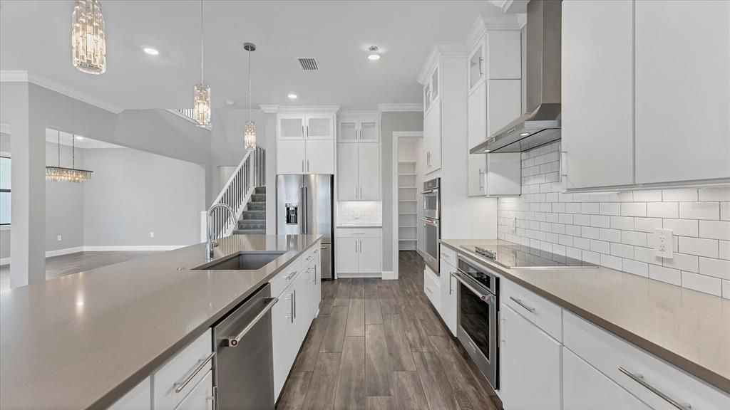 En Venta: $1,545,000 (6 camas, 5 baños, 5323 Pies cuadrados)