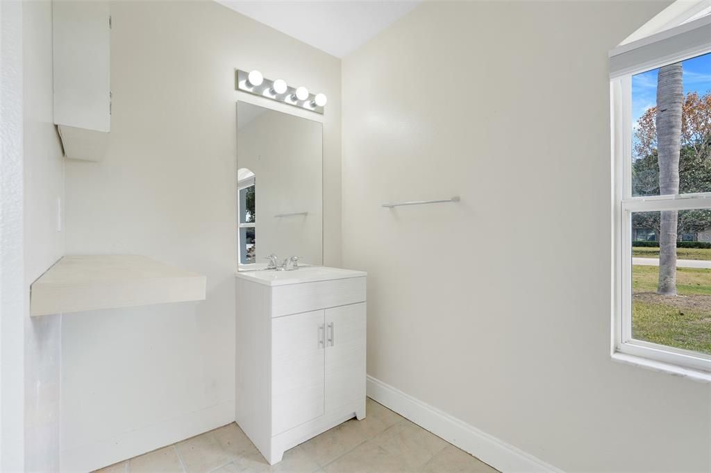 For Sale: $300,000 (3 beds, 2 baths, 1435 Square Feet)