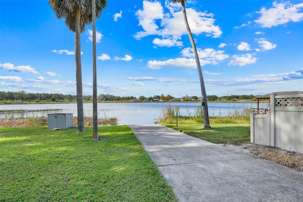 For Sale: $300,000 (3 beds, 2 baths, 1435 Square Feet)