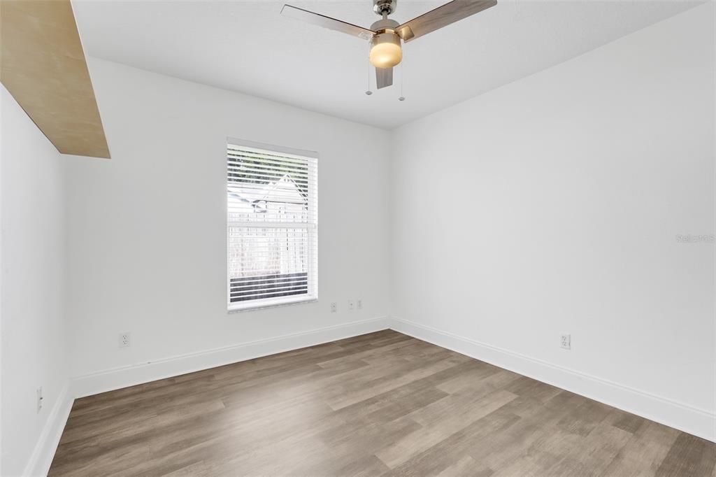 For Sale: $300,000 (3 beds, 2 baths, 1435 Square Feet)