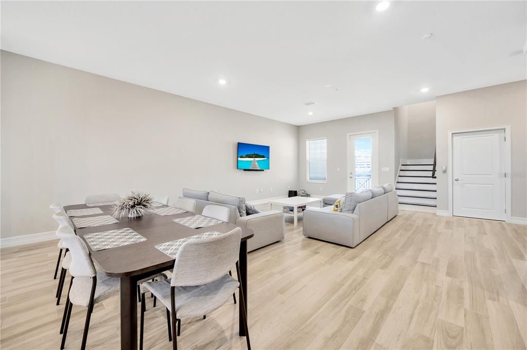 For Rent: $8,500 (4 beds, 3 baths, 2972 Square Feet)